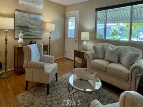 1980  Mckinney Way #13e  , Seal Beach, CA