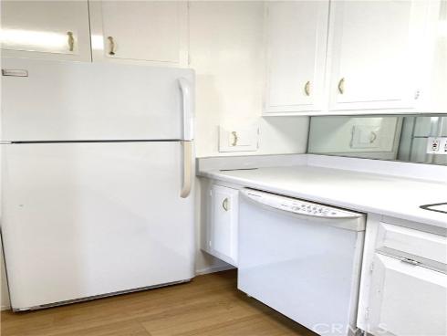 1560 Interlachen Rd., M12-66k , Seal Beach, CA