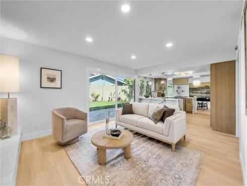 3690 Marigold , Seal Beach, CA