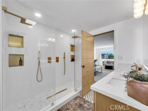 3690 Marigold , Seal Beach, CA