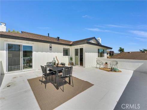 3690 Marigold , Seal Beach, CA