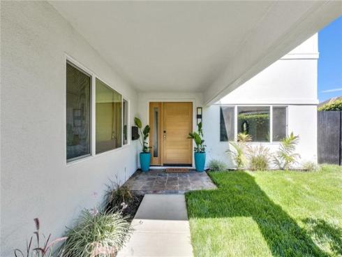 3690 Marigold , Seal Beach, CA