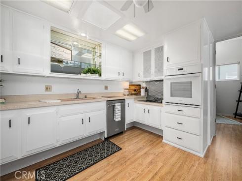1562 Golden Rain 44G RoadM-2, Seal Beach, CA