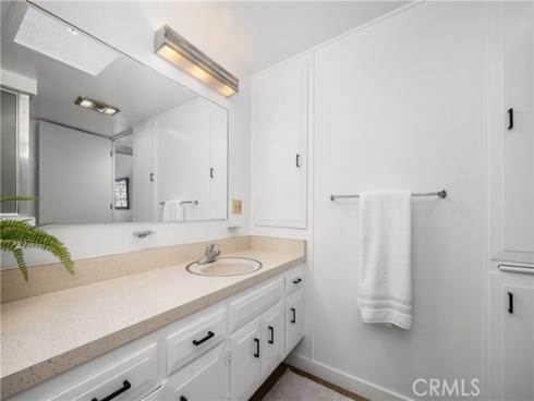 1562 Golden Rain 44G RoadM-2, Seal Beach, CA