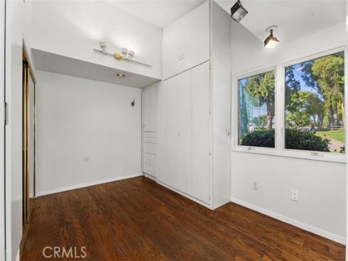 1740 Tam O'shanter 1A Road, Seal Beach, CA