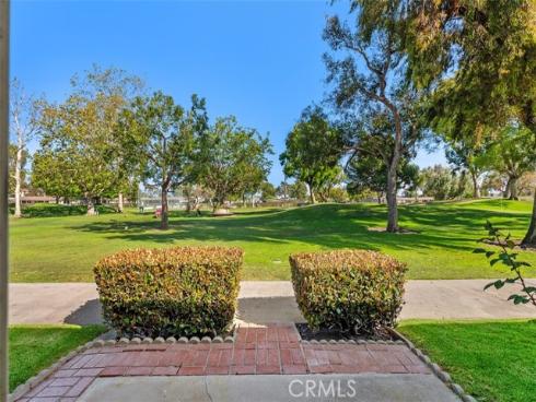 1740 Tam O'shanter 1A Road, Seal Beach, CA