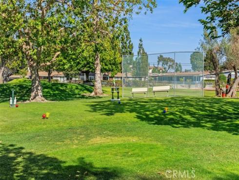 1740 Tam O'shanter 1A Road, Seal Beach, CA