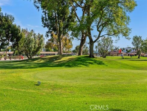 1740 Tam O'shanter 1A Road, Seal Beach, CA