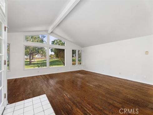 1740 Tam O'shanter 1A Road, Seal Beach, CA