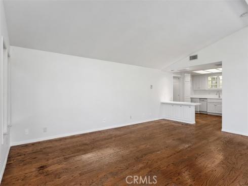 1740 Tam O'shanter 1A Road, Seal Beach, CA