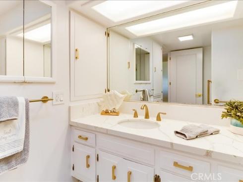 13962 El Dorado Dr M2 60f , Seal Beach, CA