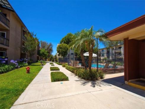 12200 Montecito L208 Road, Seal Beach, CA