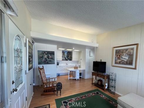 14001 Thunderbird Dr., M2-4j , Seal Beach, CA