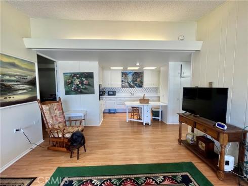 14001 Thunderbird Dr., M2-4j , Seal Beach, CA