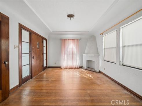 142 6th Street, Seal Beach, CA