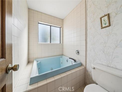 142 6th Street, Seal Beach, CA