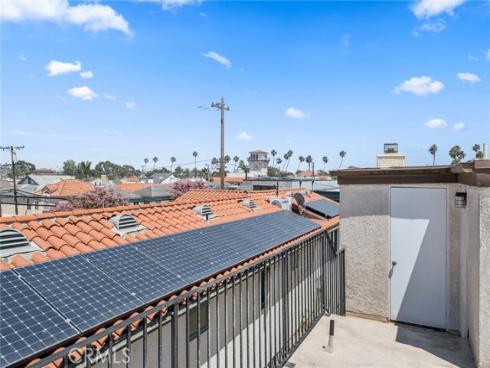 142 6th Street, Seal Beach, CA