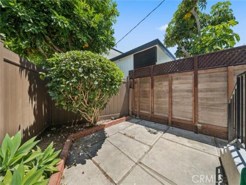 142 6th Street, Seal Beach, CA