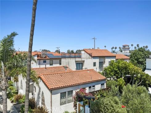 142 6th Street, Seal Beach, CA