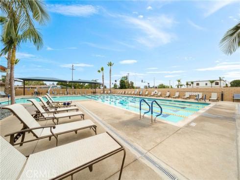 1100 Brookline 222K RoadM9, Seal Beach, CA