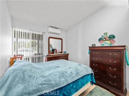 1260 Oakmont 53i Road, Seal Beach, CA