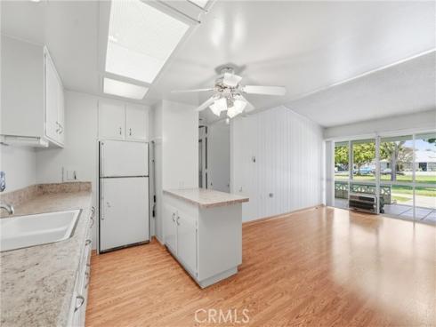 13140 Del Monte 52J-M16 Drive, Seal Beach, CA