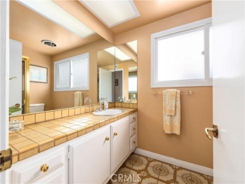 3600 Marigold Street, Seal Beach, CA