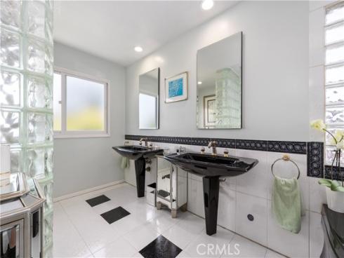 3600 Marigold Street, Seal Beach, CA