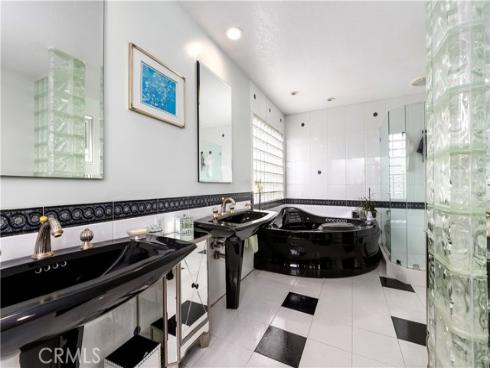 3600 Marigold Street, Seal Beach, CA
