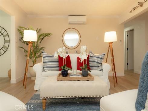 1950  Mckinney Way #11c (m15)  , Seal Beach, CA