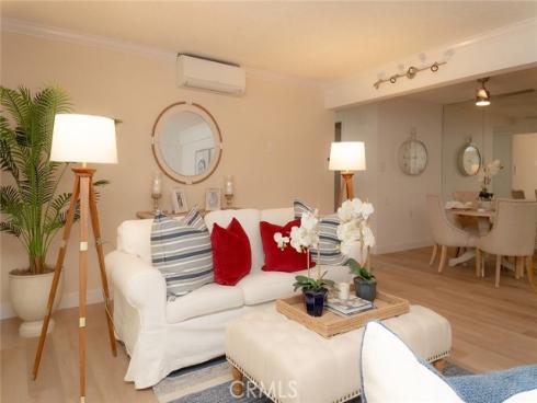 1950  Mckinney Way #11c (m15)  , Seal Beach, CA