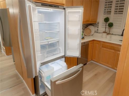 1950  Mckinney Way #11c (m15)  , Seal Beach, CA