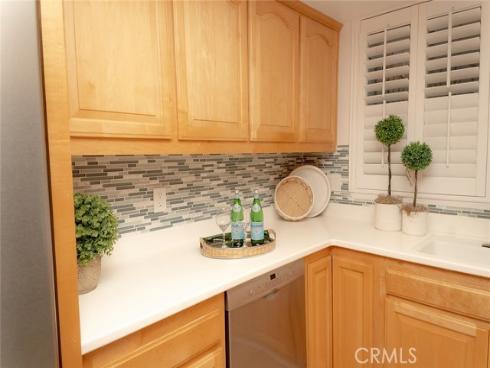 1950  Mckinney Way #11c (m15)  , Seal Beach, CA