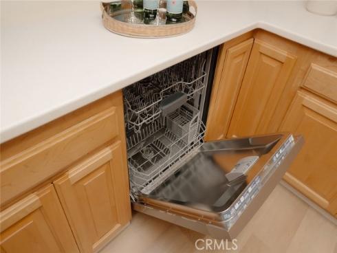 1950  Mckinney Way #11c (m15)  , Seal Beach, CA