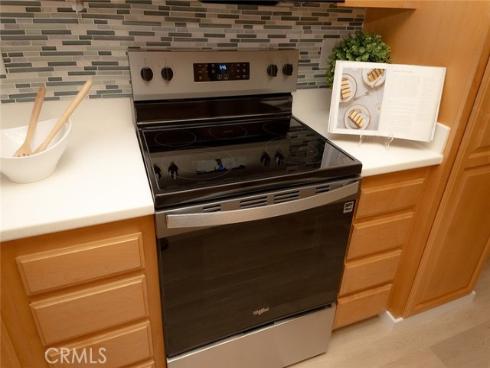 1950  Mckinney Way #11c (m15)  , Seal Beach, CA