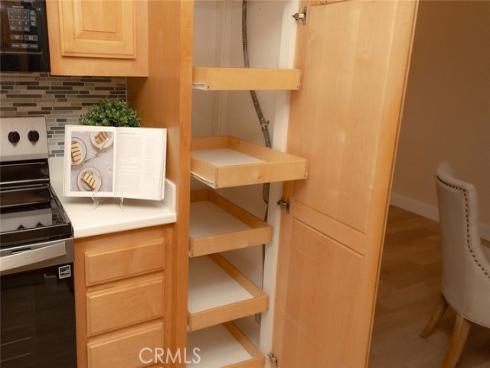 1950  Mckinney Way #11c (m15)  , Seal Beach, CA