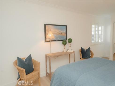 1950  Mckinney Way #11c (m15)  , Seal Beach, CA