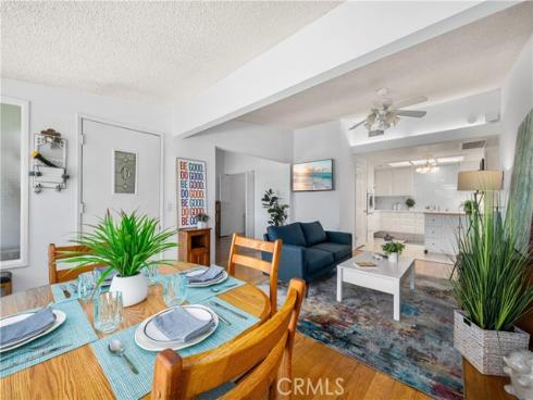 1522 Merion 33J WayM2, Seal Beach, CA