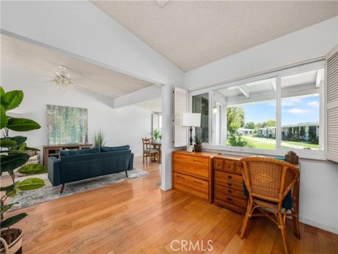 1522 Merion 33J WayM2, Seal Beach, CA