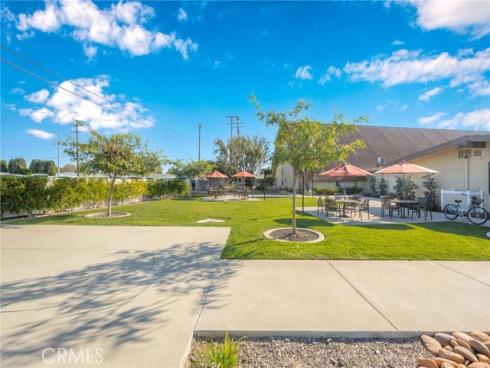 1522 Merion 33J WayM2, Seal Beach, CA