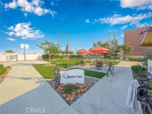 1522 Merion 33J WayM2, Seal Beach, CA