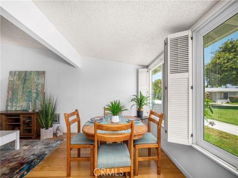 1522 Merion 33J WayM2, Seal Beach, CA