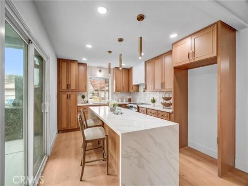 3931 Wisteria Street , Seal Beach, CA