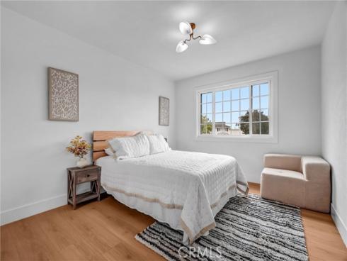 3931 Wisteria Street , Seal Beach, CA