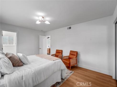 3931 Wisteria Street , Seal Beach, CA