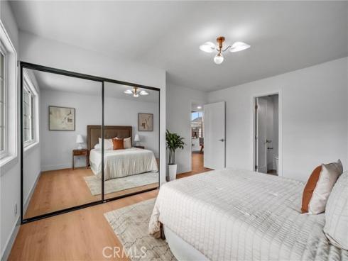 3931 Wisteria Street , Seal Beach, CA