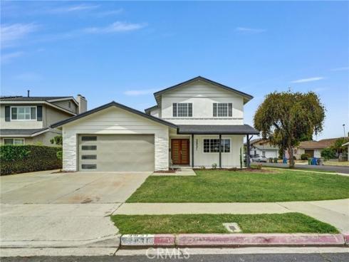 3931 Wisteria Street , Seal Beach, CA