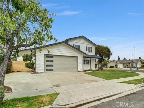 3931 Wisteria Street , Seal Beach, CA