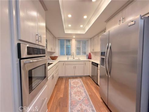 1860 Saint John 32A Road, Seal Beach, CA