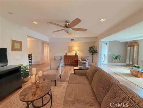 1860 Saint John 32A Road, Seal Beach, CA